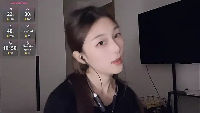 Snapshot of Sweet-Angel999 chatting on September 18, 7:27 pm Sweet-Angel999 online show from September 18, 7:27 pm