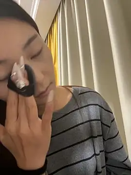 Snapshot of Sweet-Angel999 chatting on November 11, 5:57 pm Sweet-Angel999 online show from November 11, 5:57 pm