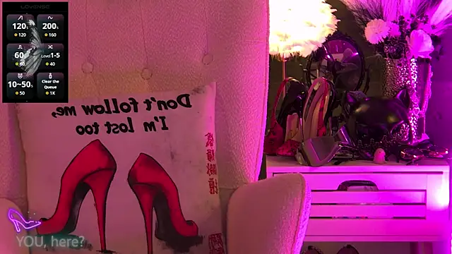 Snapshot of ZoeMesmerize chatting on November 12, 4:02 am ZoeMesmerize online show from November 12, 4:02 am