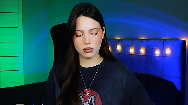 Stacy Gonzales  online show from December 10, 9:23 am