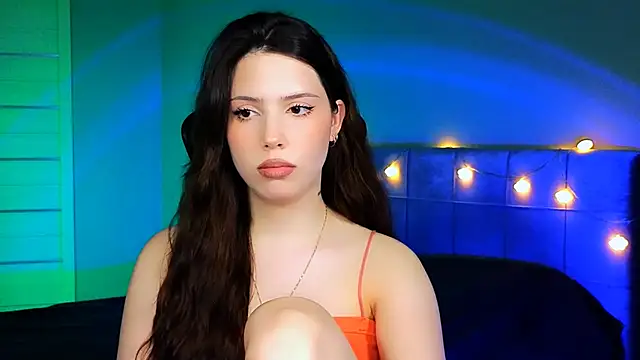 Stacy Gonzales  online show from February 5, 9:46 am