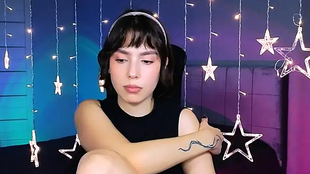 Stacy Gonzales  online show from November 7, 8:36 am