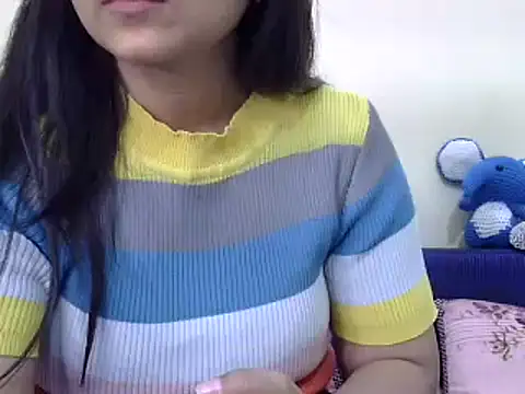 WildRuhi20 online show from December 4, 5:27 am