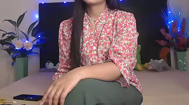 WildRuhi20 online show from March 10, 5:43 am