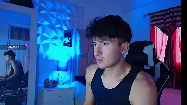 santyago taylor online show from January 3, 6:57 pm