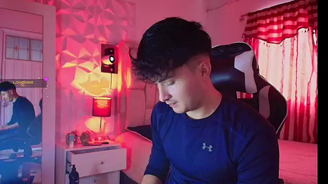 santyago taylor online show from January 10, 2:45 pm