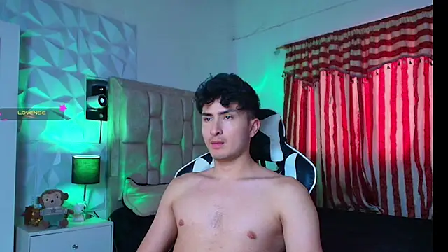 santyago taylor online show from January 17, 6:54 pm