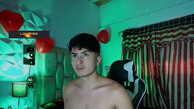 santyago taylor online show from February 26, 7:05 pm