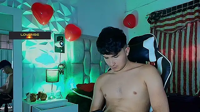 santyago taylor online show from February 27, 7:26 pm