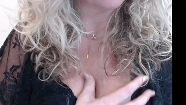 JenniLowen online show from January 29, 8:08 am