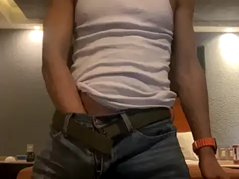 thesummerboy online show from March 5, 8:10 pm