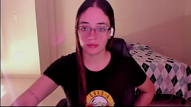 atenas 05  online show from September 9, 6:18 pm