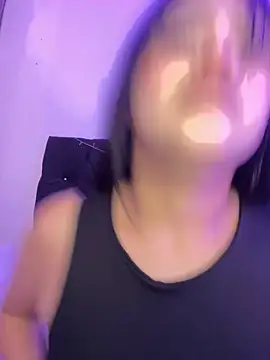 Snapshot of alisson_carolina73 chatting on December 24, 10:06 pm alisson carolina73 online show from December 24, 10:06 pm