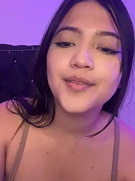 Snapshot of alisson_carolina73 chatting on January 5, 11:55 pm alisson carolina73 online show from January 5, 11:55 pm