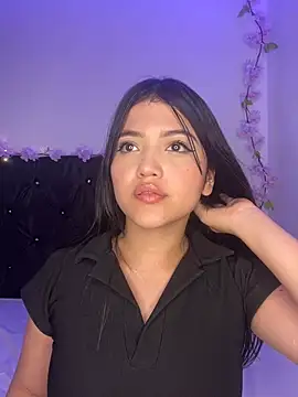 Snapshot of alisson_carolina73 chatting on January 17, 1:36 am alisson carolina73 online show from January 17, 1:36 am