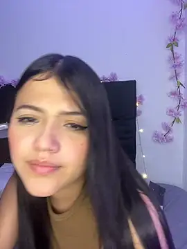 Snapshot of alisson_carolina73 chatting on January 25, 4:02 am alisson carolina73 online show from January 25, 4:02 am