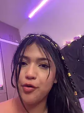 Snapshot of alisson_carolina73 chatting on January 26, 3:27 am alisson carolina73 online show from January 26, 3:27 am