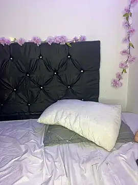 Snapshot of alisson_carolina73 chatting on January 26, 11:29 pm alisson carolina73 online show from January 26, 11:29 pm