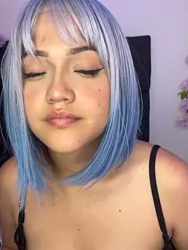 Snapshot of alisson_carolina73 chatting on February 7, 9:04 pm alisson carolina73 online show from February 7, 9:04 pm