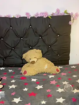 Snapshot of alisson_carolina73 chatting on March 16, 9:05 pm alisson carolina73 online show from March 16, 9:05 pm