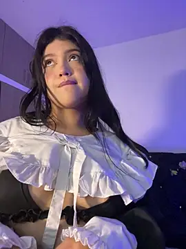 Snapshot of alisson_carolina73 chatting on October 5, 3:38 am alisson carolina73 online show from October 5, 3:38 am