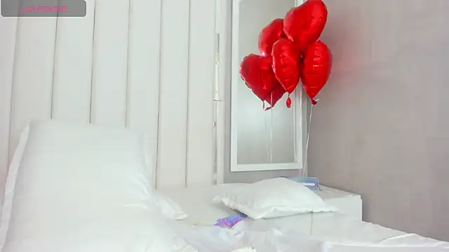 Carohorny4u online show from February 11, 4:24 pm