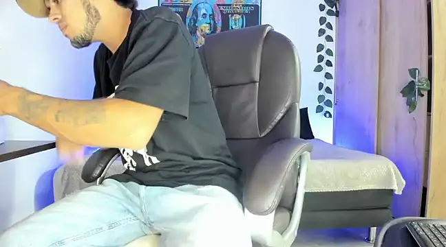 mikee scooth online show from March 8, 3:39 am