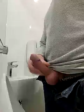 Veinedur online show from December 10, 11:32 am