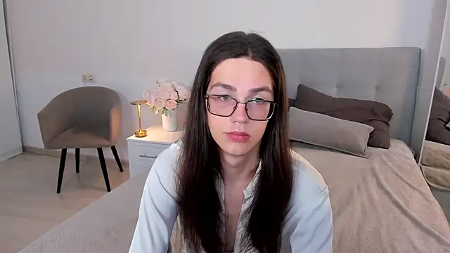 Snapshot of Alfreda_Mills chatting on September 21, 10:50 am Alfreda Mills online show from September 21, 10:50 am