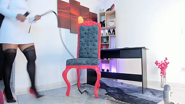 Lia Copper online show from March 5, 12:33 pm