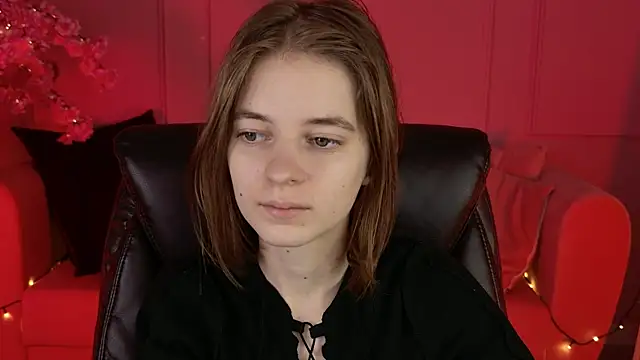 TinaDavil online show from December 9, 2:06 pm