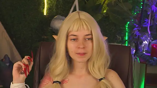 TinaDavil online show from January 19, 5:18 pm