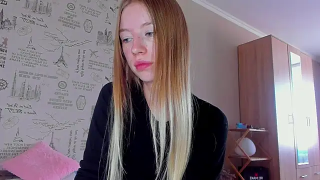 Snapshot of minidivaa_ chatting on September 12, 6:57 am minidivaa online show from September 12, 6:57 am