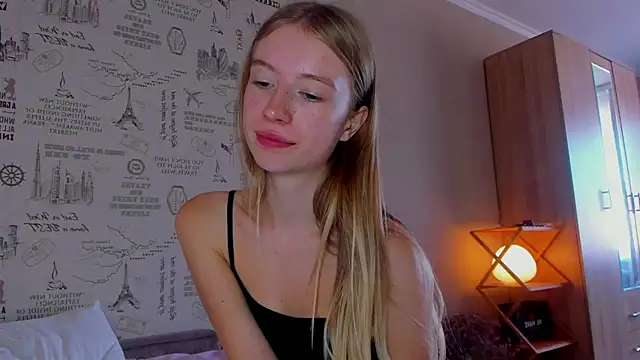 Snapshot of minidivaa_ chatting on September 24, 7:12 am minidivaa online show from September 24, 7:12 am