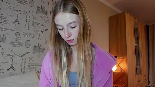 Snapshot of minidivaa_ chatting on October 14, 10:32 pm minidivaa online show from October 14, 10:32 pm