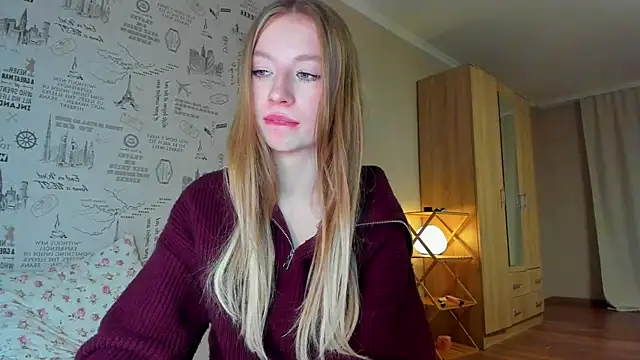 Snapshot of minidivaa_ chatting on December 16, 10:37 pm minidivaa online show from December 16, 10:37 pm