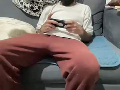 4small4inchlol online show from December 29, 5:54 pm