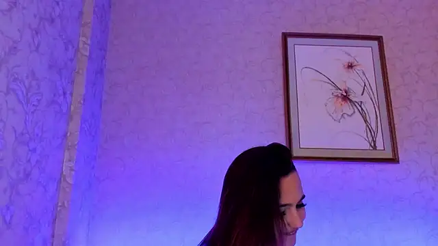 emma77  online show from March 11, 12:44 am