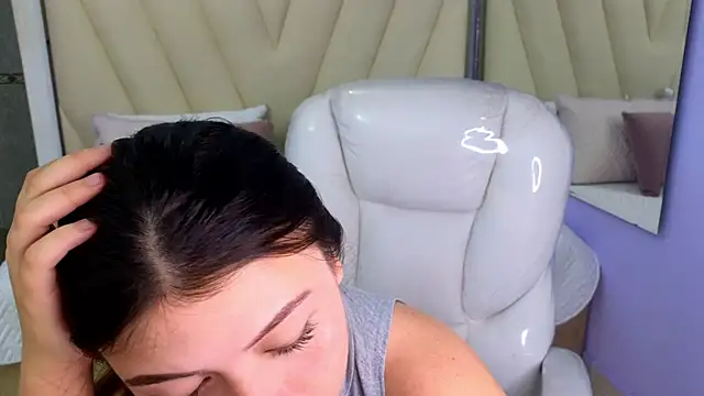 Sexy paradise18  online show from March 12, 10:05 am