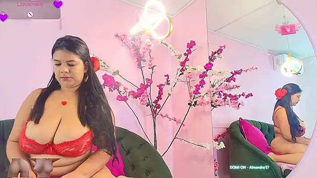 almendraevans online show from March 18, 12:03 pm