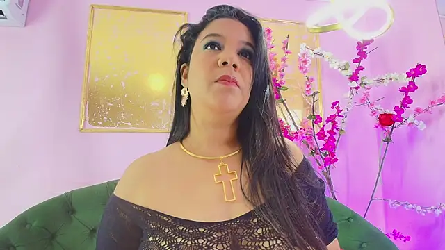 almendraevans online show from November 9, 12:03 pm