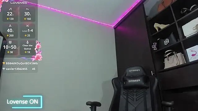 MeganDaviees online show from February 21, 6:07 am