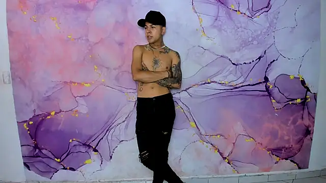 Snapshot of Sweet_nikki_2 chatting on December 22, 4:27 pm Sweet nikki 2 online show from December 22, 4:27 pm