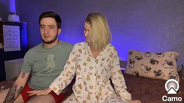 Snapshot of Adelovenick chatting on December 11, 8:07 pm Adelovenick online show from December 11, 8:07 pm