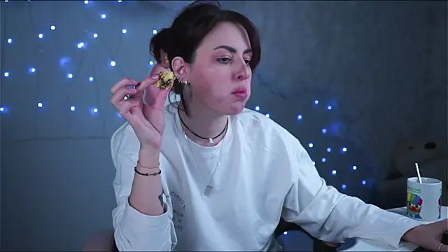 Snapshot of Lana__May chatting on March 2, 11:29 am Lana May online show from March 2, 11:29 am