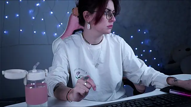 Snapshot of Lana__May chatting on March 2, 2:43 pm Lana May online show from March 2, 2:43 pm