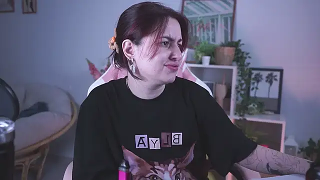 Snapshot of Lana__May chatting on March 14, 11:23 am Lana May online show from March 14, 11:23 am