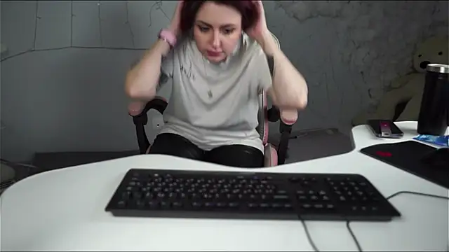 Snapshot of Lana__May chatting on March 16, 2:33 pm Lana May online show from March 16, 2:33 pm