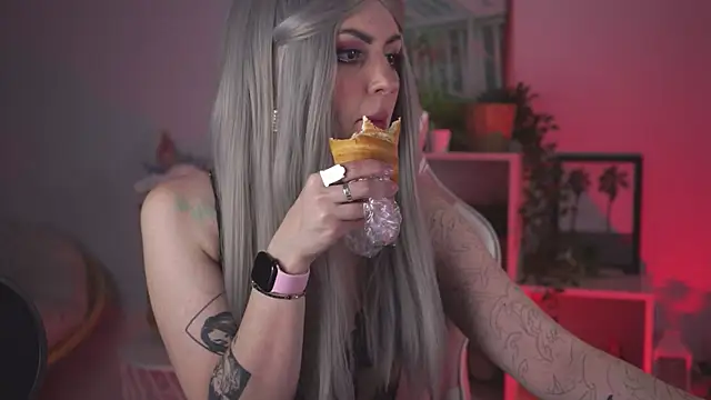 Snapshot of Lana__May chatting on March 20, 11:16 am Lana May online show from March 20, 11:16 am