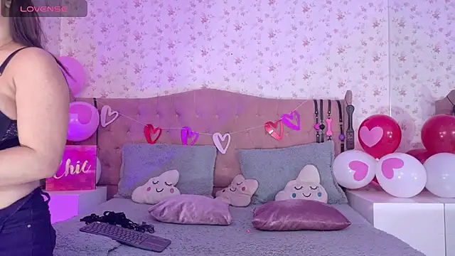 AvrillThomas online show from February 18, 3:54 pm